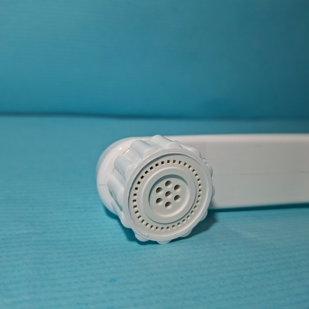Torneira de água fria rebatível Comet London com Jet Spray - Branco e cinzento