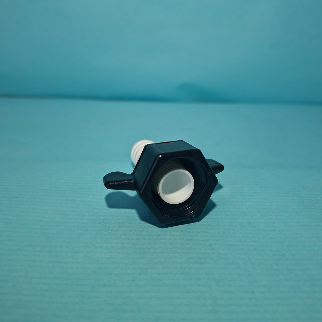 Ligador direito para bomba de água de pressão - 12 mm