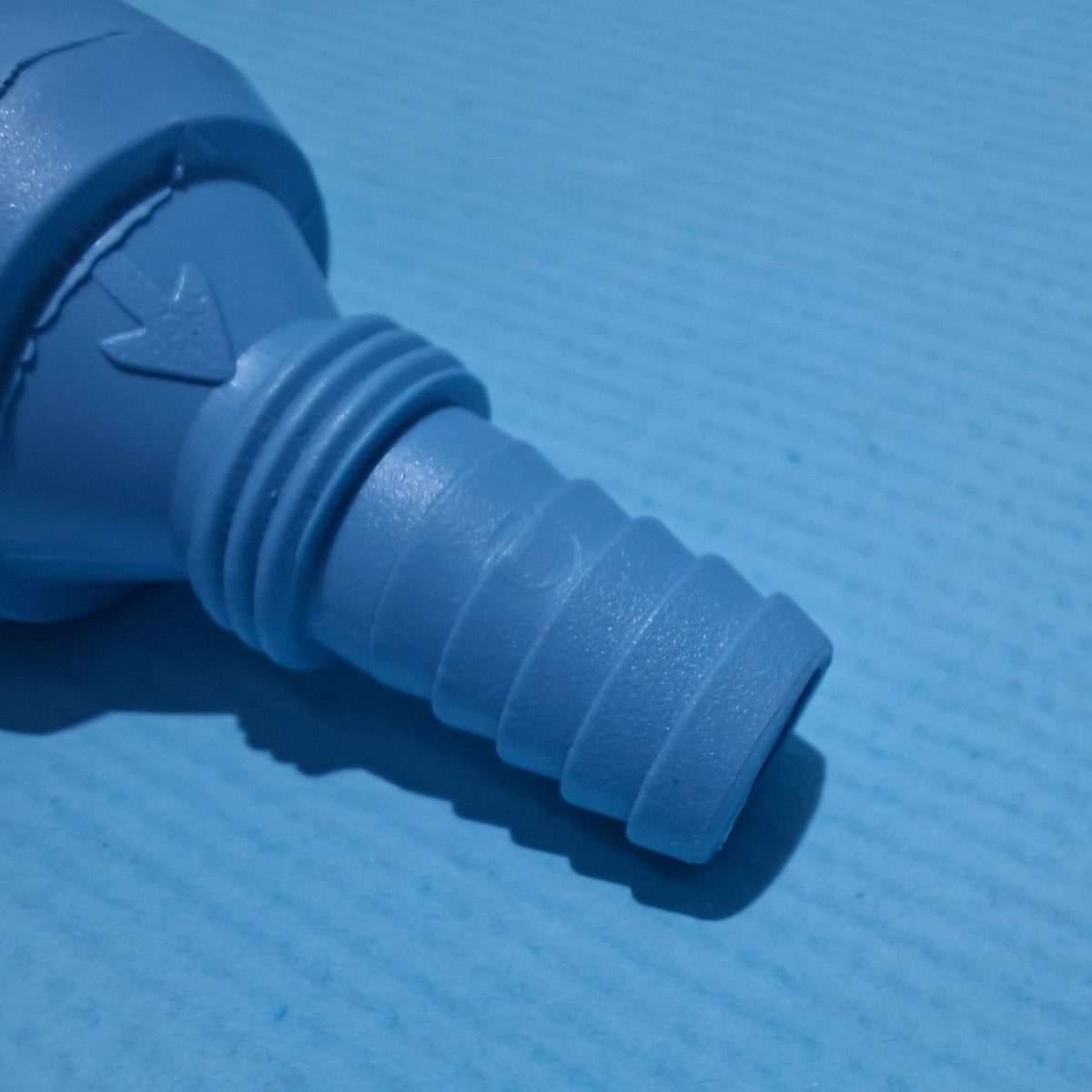 Válvula antirretorno com sistema de ventilação para bomba submersível