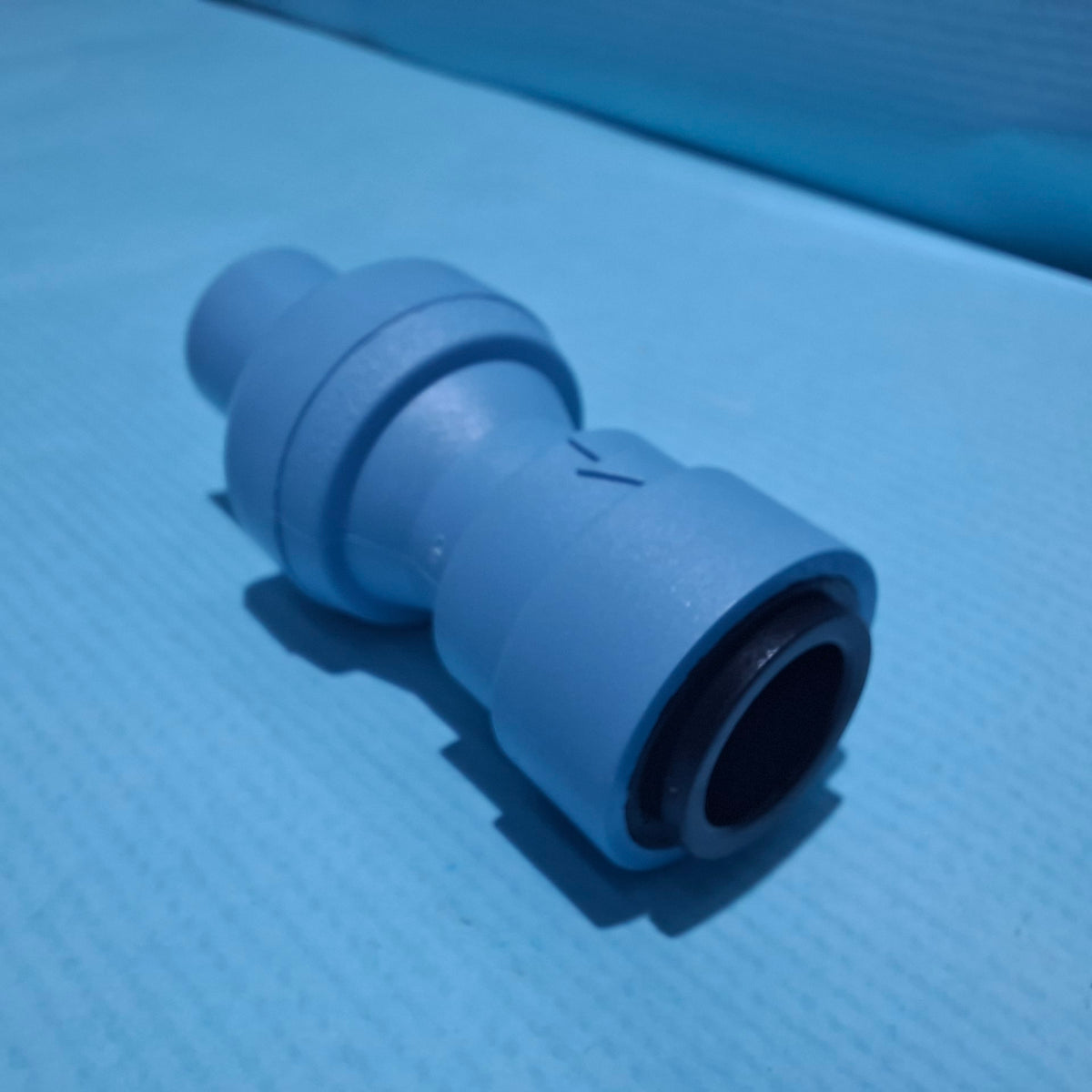 Válvula antirretorno com sistema de ventilação e encaixe rápido (John Guest) para bomba submersível
